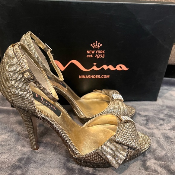 Nina Platino Bliss stilettos gold/black glitter mesh, rhinestones size 7 - Picture 3 of 8